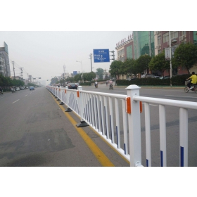 齐齐哈尔市市政道路护栏工程